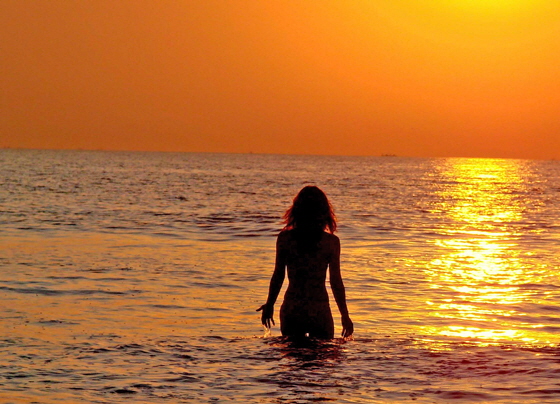 Ildiko im Meer-2-560